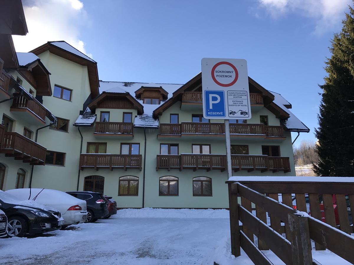 Aparthotel Kamzik Donovaly Eksteriør billede